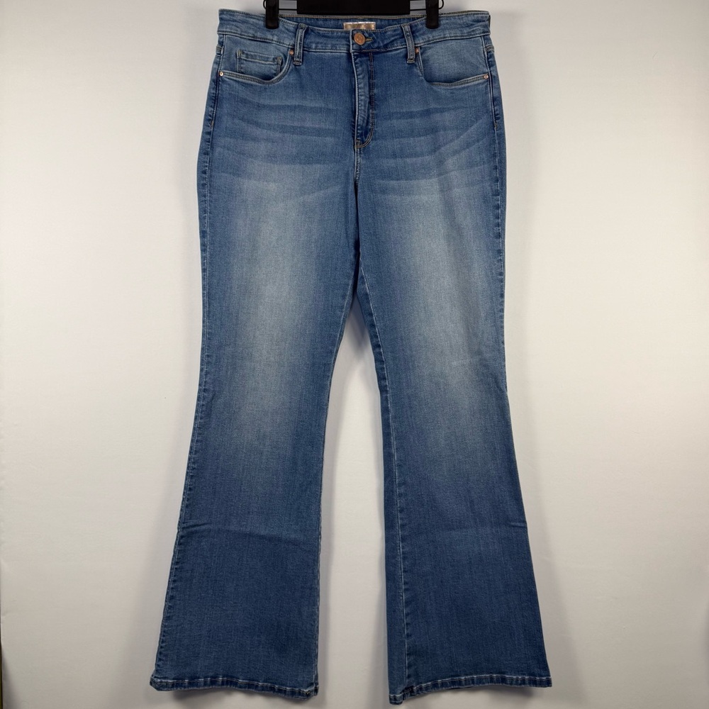 NWOT KUT FROM THE CLOTH Women’s Ana High Rise Fab Ab Flare Jeans, Size 14